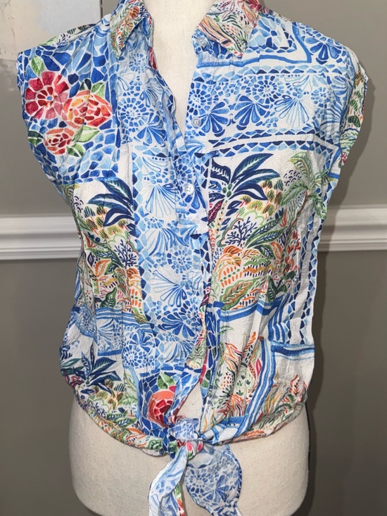 Tamara H Tops - Sleeveless Blue Floral Tie-Hem Blouse